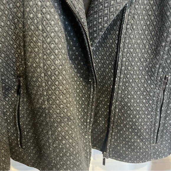 RW&CO Cropped Jacket - Picture 4 of 8
